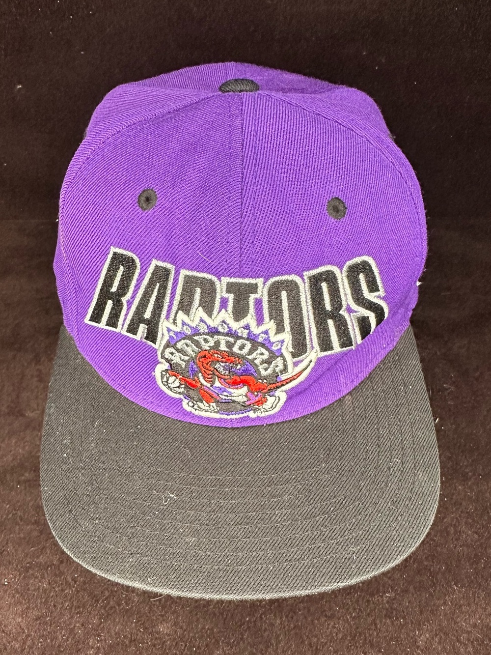 Mitchell & Ness Toronto Raptors snapback hat